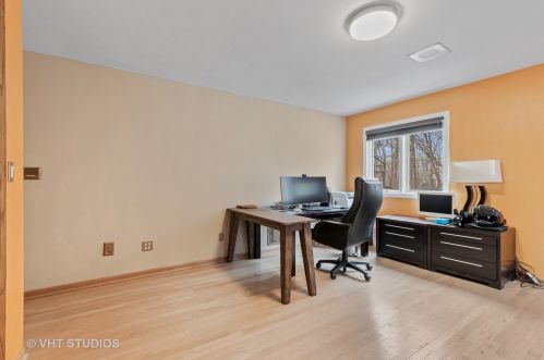 3155 Deerfield Rd, Bannockburn IL  60015-3768 exterior