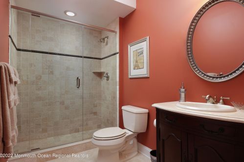 9 Majestic Dr, Tinton Falls NJ 07724-4760 exterior