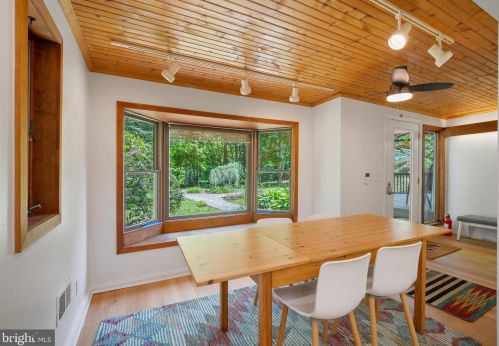 11822 Gordon Rd, Silver Spring MD  20904-2818 exterior