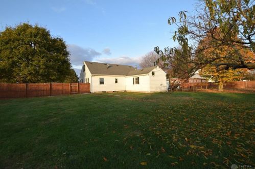 5081 County Line Rd, Springfield OH  45502-9222 exterior