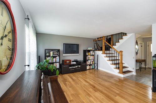 362 Hilton Dr, Glendale Heights, IL 60139-1724