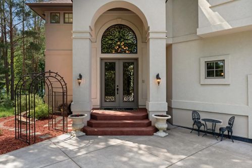 10303 Bittersweet St, Minneapolis, MN 55433-4565