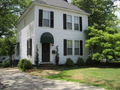 474 Foster St, Madison, GA 30650-1606