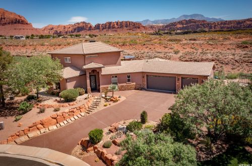 485 Praya Dr, Kayenta UT exterior