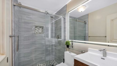 10915 El Coco Cir, Santa Ana CA  92708-5316 exterior