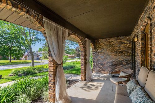 3457 Somerset St, Crete, IL 60417-1022