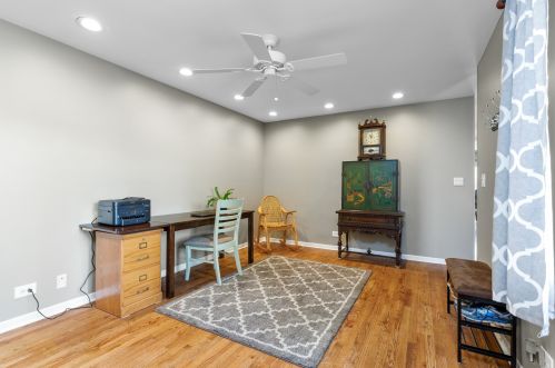 414 Bluebird Ln, Bannockburn IL  60015-3617 exterior