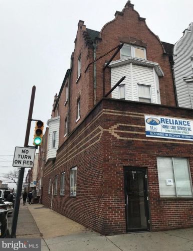 2146 Broad St, Philadelphia, PA 19121-1605