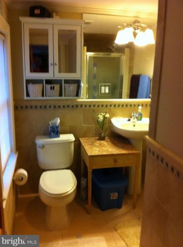 86 Lewisville Rd, Trenton NJ  08648-1801 exterior