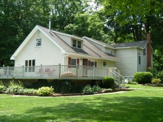 180 Polkville Rd, Columbia, NJ 07832-2419