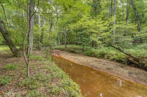 5025 Shore Dr, Conyers GA  30094-4711 exterior