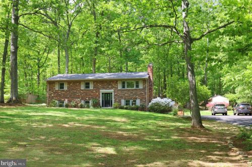 1808 Mountain Rd, Haymarket, VA 20169-1312