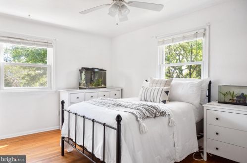 12517 Summerwood Dr, Silver Spring MD 20904-1746 exterior