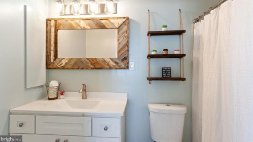 363 Silvia St, Trenton NJ 08628-3237 exterior