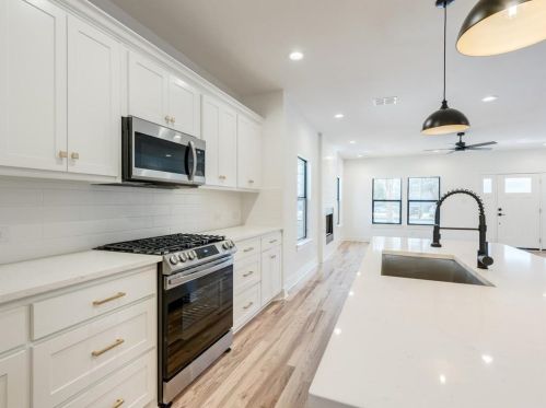 1821 Sylvania Ave, Fort Worth TX  76111-2740 exterior