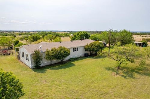 7214 Star Hollow Rd, Lipan, TX 76462-8021