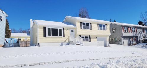 29 Roberta Dr, Middletown, CT 06457-5509