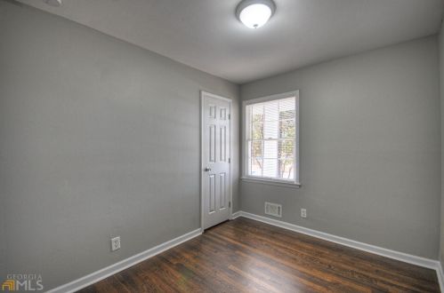 6140 Hillandale Dr, Atlanta GA  30349-4250 exterior