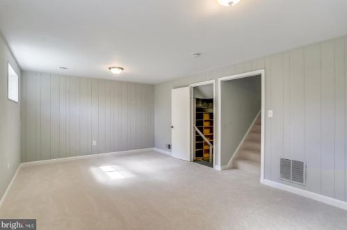 11744 Lovejoy St, Silver Spring MD 20902-1632 exterior