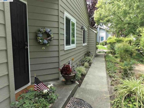 11477 Winding Trail Ln, Pleasanton, CA 94568-2288