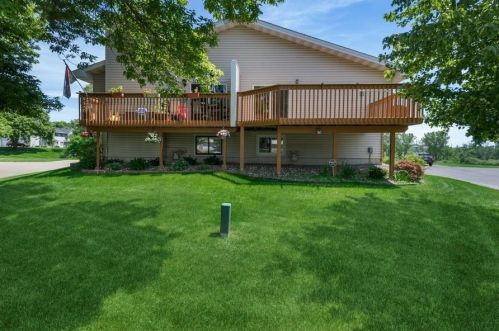4276 Bridgewood Ter, Saint Paul MN  55127-7805 exterior