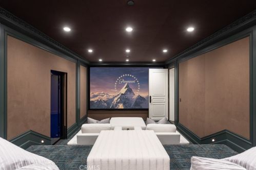 76 Golden Eagle, Irvine CA  92603-0309 exterior