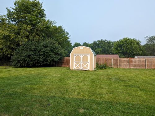 3255 Vineyard St, Springfield, OH 45503-1738