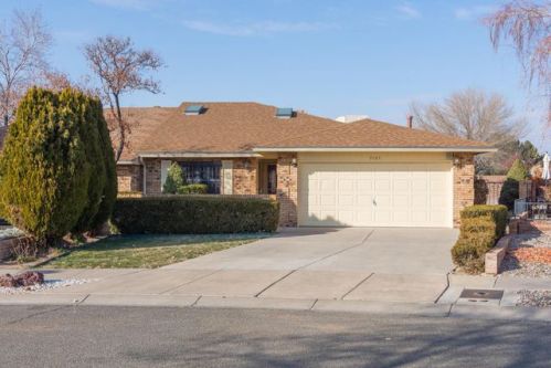 9305 Admiral Lowell Pl, Albuquerque, NM 87111-1263