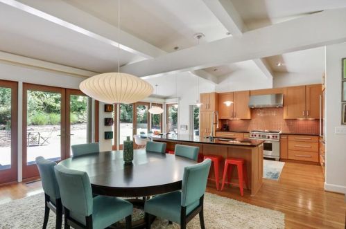 2109 Heritage Dr, Atlanta GA  30345-3532 exterior