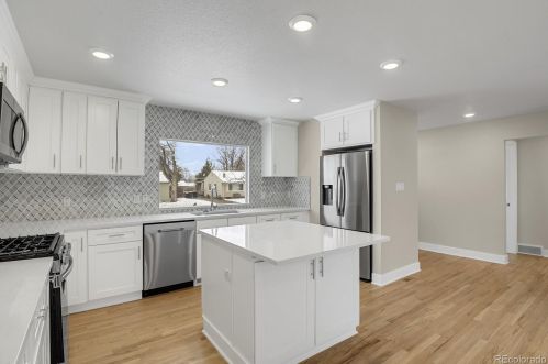 1884 Elm St, Denver CO  80222-4440 exterior