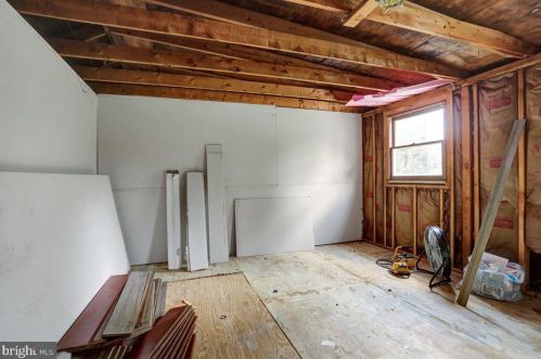 121 Irene Ave, Ephrata PA  17522-2169 exterior