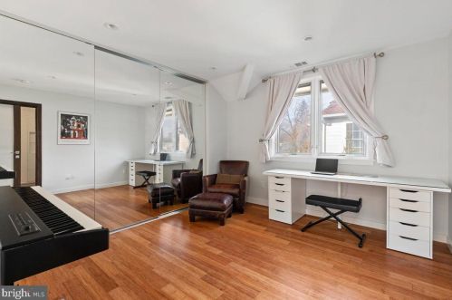 46 Leavitt Ln, Princeton NJ  08540-3921 exterior