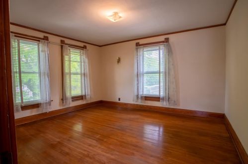 125 Grant St, Crown Point IN  46307-4011 exterior