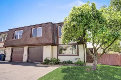 1823 Windward Ln, Hanover Park, IL 60133-6140