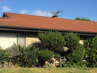 4309 Don Carlos Dr, Los Angeles, CA 90008-2819