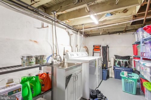 808 Belgrade St, Philadelphia PA 19125-3513 exterior