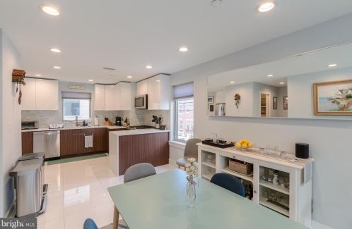 1300 20th St, Philadelphia PA  19146-3247 exterior