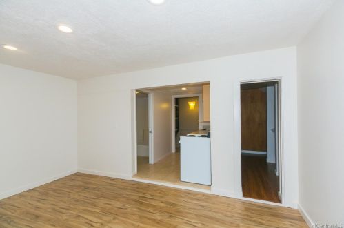 1106 Kaluanui Rd, Honolulu HI  96825-1350 exterior
