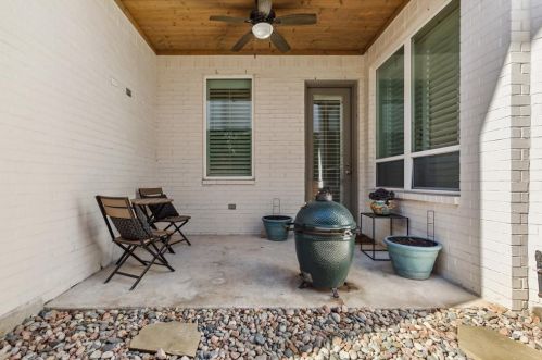 5620 Anita St, Dallas TX  75214-2709 exterior