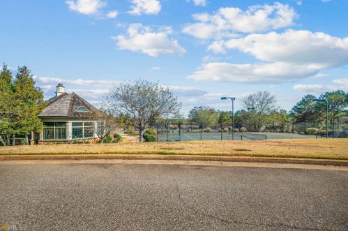 108 Fox Ct, Forsyth GA  31029-4870 exterior
