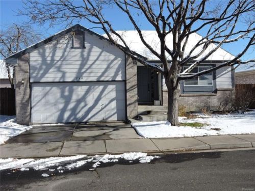 750 Kittredge St, Denver CO  80013-2547 exterior
