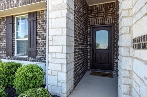 2309 Bernese Ln, Fort Worth, TX 76131