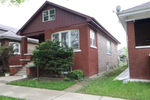 1352 Waller Ave, Chicago, IL 60651-1151