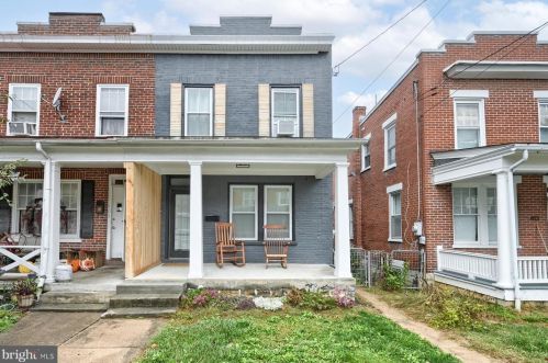 411 Ross St, Lancaster PA  17602-1943 exterior