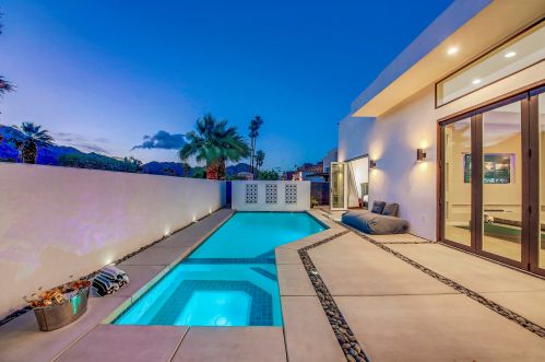 77780 Calle Hidalgo, La Quinta, CA 92253-3099