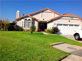 8253 Velvet Ln, Fontana, CA 92335-0527