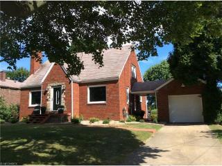 159 Como St, Struthers OH  44471-1606 exterior