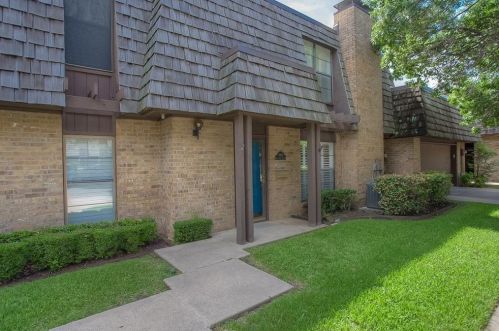 3005 Tanglewood Park, Fort Worth TX  76109-1519 exterior