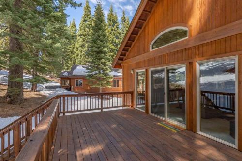 11799 Tundra Dr, Truckee CA  96161-6100 exterior