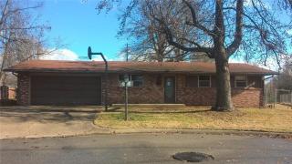 701 Hinshaw Dr, Springdale, AR 72762-2923